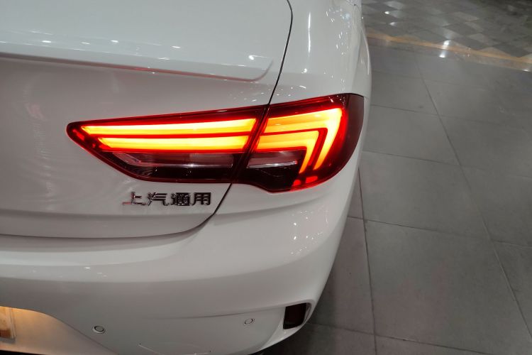 别克 君威 2019款 GS 28T 精英型 国VI车身外观6006