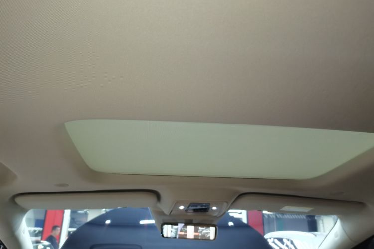 腾势D9 2024款 DM-i 980 四驱尊荣型中控内饰22