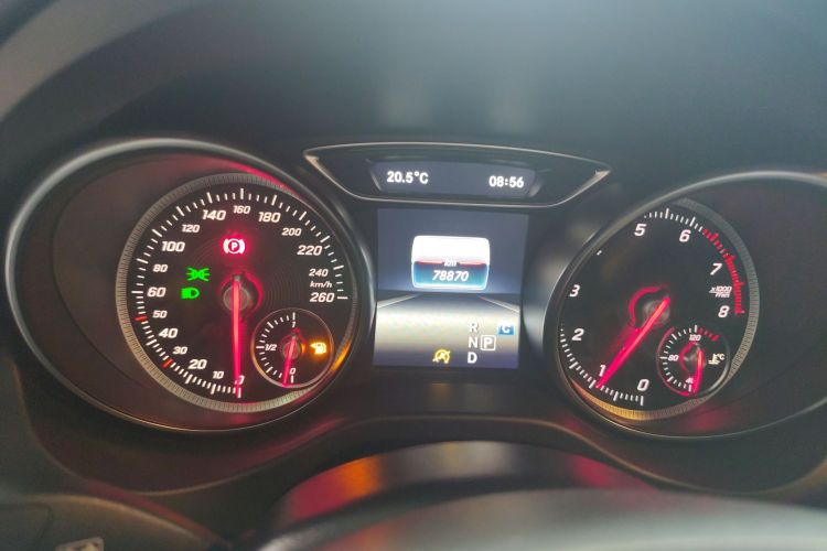 奔驰CLA 2019款 CLA 200 时尚型局部细节14