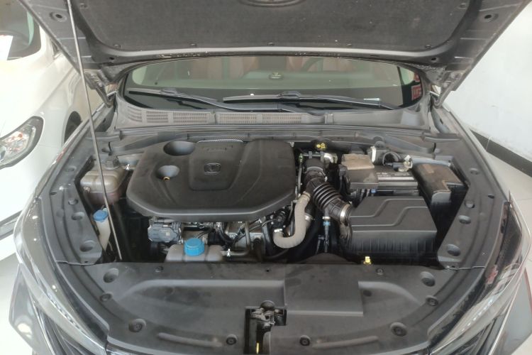 长安 逸动 2021款 PLUS 蓝鲸NE 1.4T GDI DCT旗舰型机舱底盘24