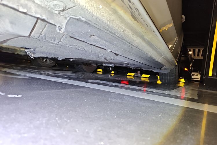 奥迪A4L 2015款 35 TFSI 自动标准型局部细节9004