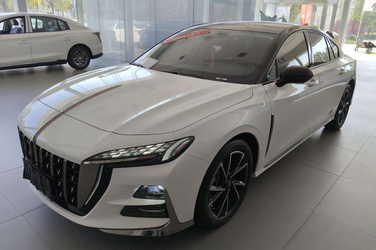 红旗H6 2024款 2.0T 致美版车身外观1