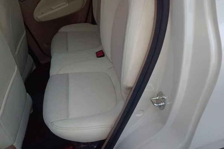 五菱汽车 宏光MINIEV 2025款 四门版 臻享款中控内饰21