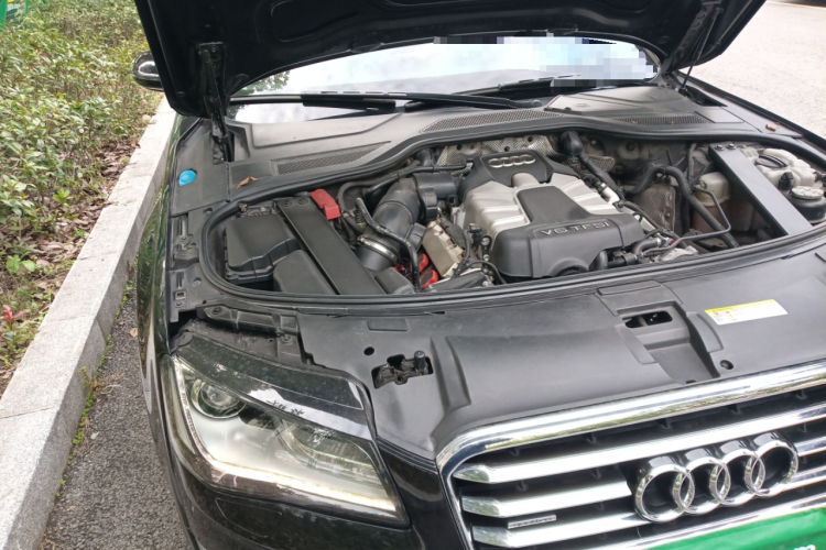 奥迪A8 2013款 A8L 45 TFSI quattro豪华型局部细节9006