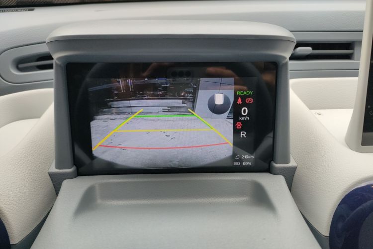 奔腾小马 2025款 222km 玲珑马中控内饰16