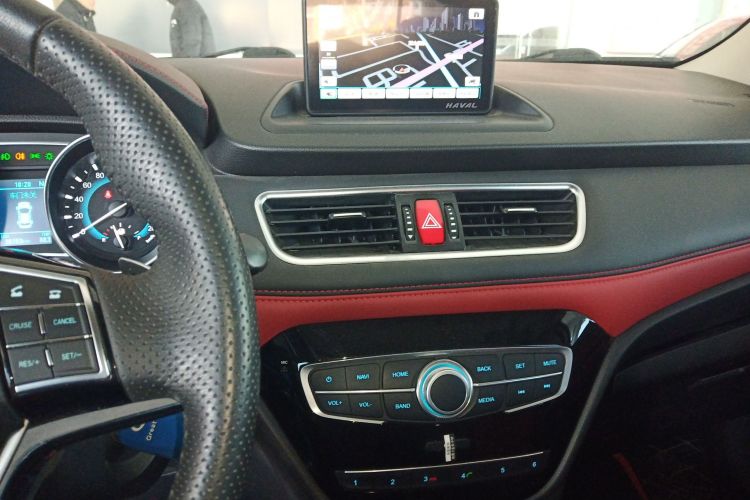 哈弗H1 2016款 改款 蓝标 1.5L AMT豪华型局部细节16