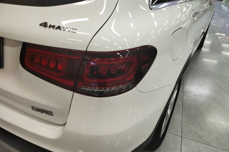 奔驰GLC 2020款 GLC 260 L 4MATIC 动感型车身外观9