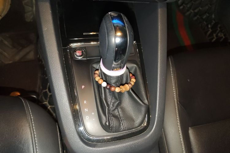 大众 速腾 2015款 1.6L 自动舒适型中控内饰18