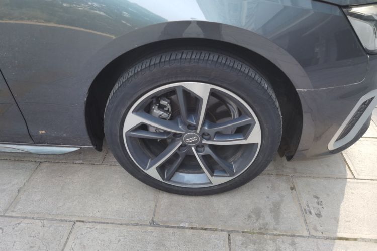 奥迪A4L 2020款 40 TFSI 时尚动感型车身外观6007