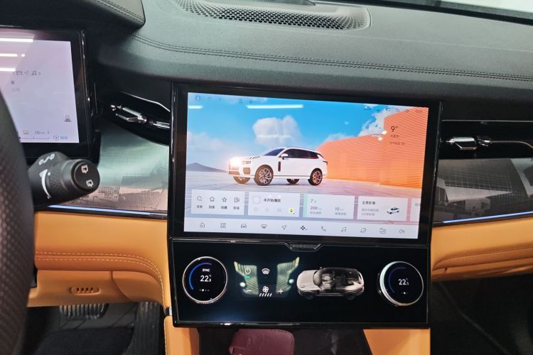 领克09 EM-P 2023款 2.0TD EM-P 远航版PM 七座中控内饰16