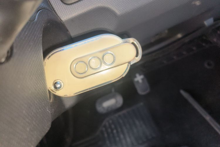 五菱汽车 宏光MINIEV 2022款 马卡龙臻享款 磷酸铁锂中控内饰7001