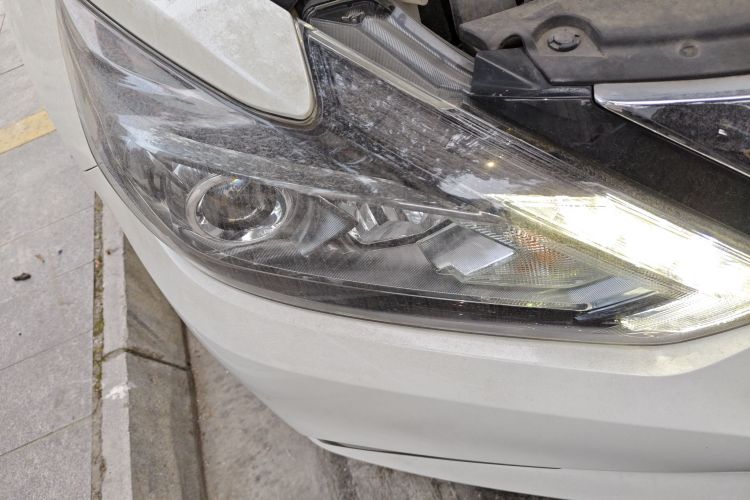 日产 天籁 2018款 2.0L XL 智进版车身外观8