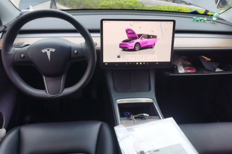 特斯拉 Model Y 2022款 改款 后轮驱动版中控内饰12