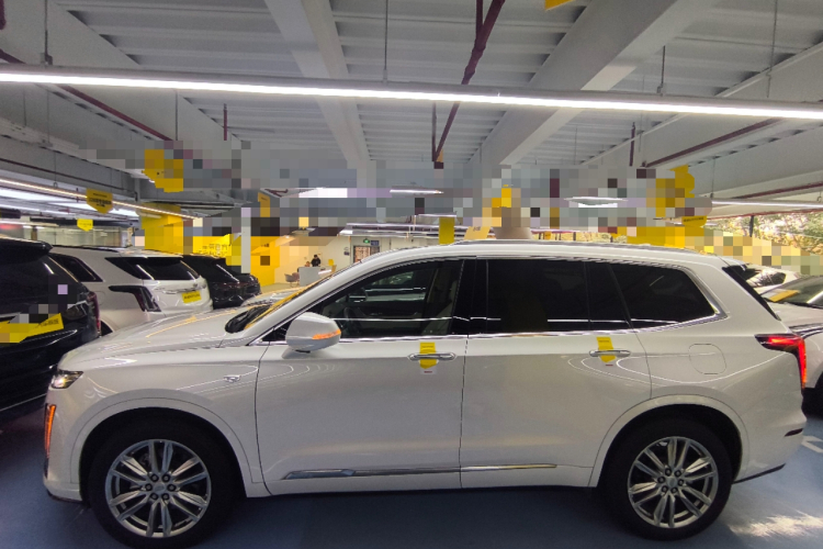 凯迪拉克XT6 2022款 2.0T 六座四驱豪华型车身外观6003