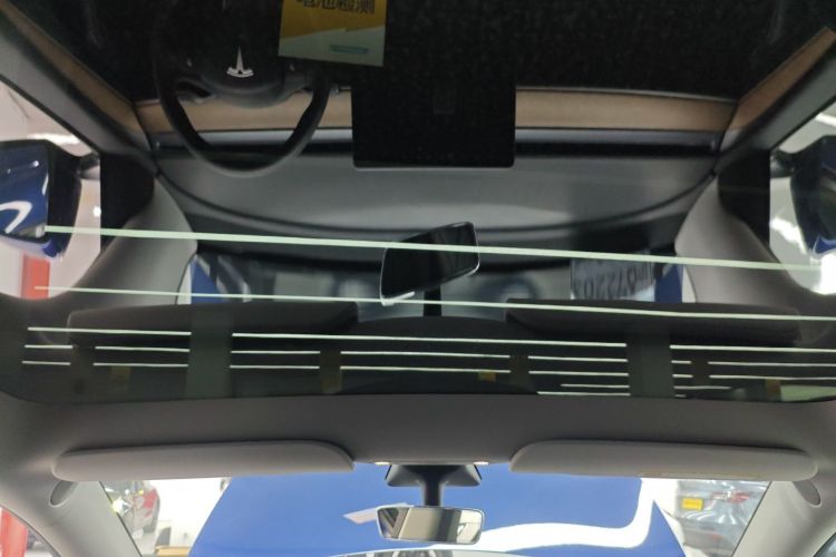 特斯拉 Model Y 2021款 长续航全轮驱动版中控内饰22