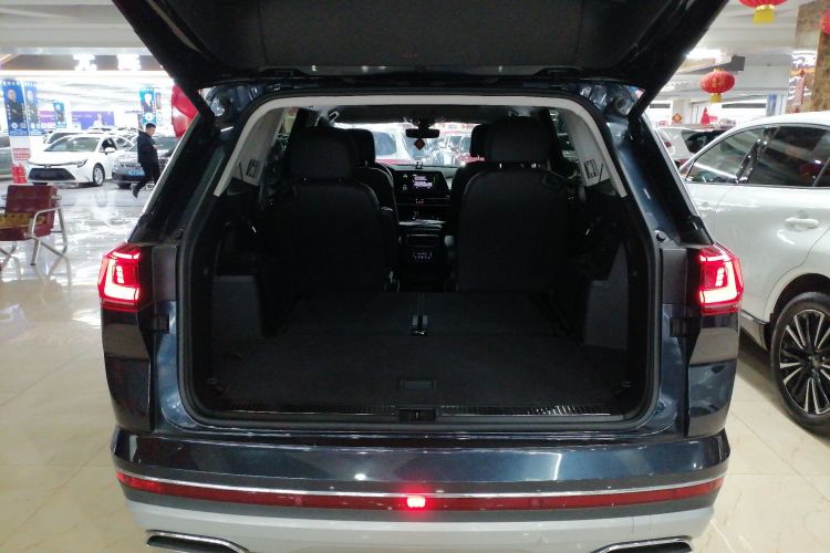 大众 揽境 2022款 530TSI 四驱旗舰胜境版Pro 6座机舱底盘23