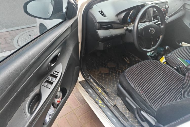 丰田 威驰 2019款 1.5L 手动创行版中控内饰20