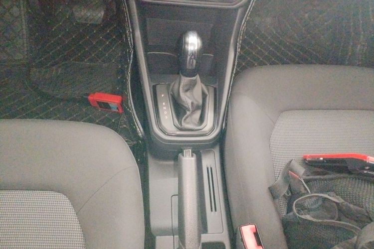 大众 捷达 2017款 1.5L 自动时尚型局部细节18