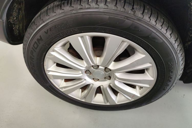 路虎 揽胜极光 2015款 2.0T 五门智耀版车身外观6002