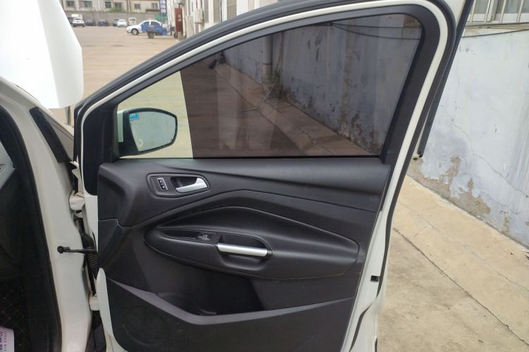 福特 翼虎 2015款 1.5L GTDi 两驱风尚型中控内饰42