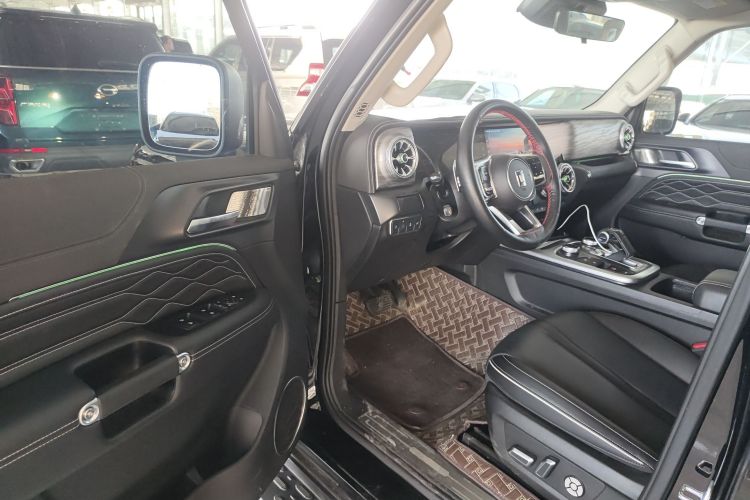 坦克300 2024款 2.0T 征服者中控内饰20