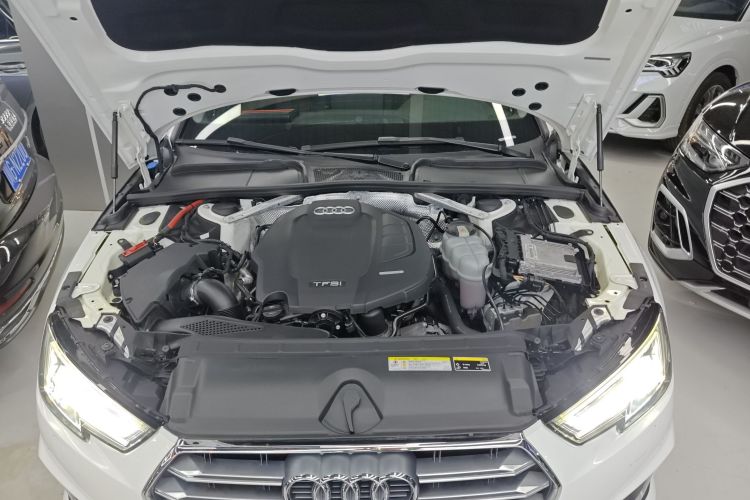 奥迪A4L 2019款 40 TFSI 时尚型 国VI局部细节24