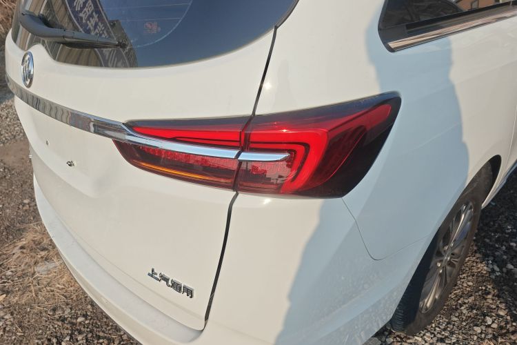 别克GL8 2023款 陆上公务舱 智享型车身外观6006