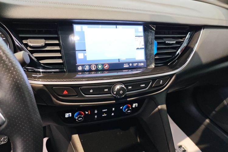 别克 君威 2020款 GS 28T 精英型中控内饰16