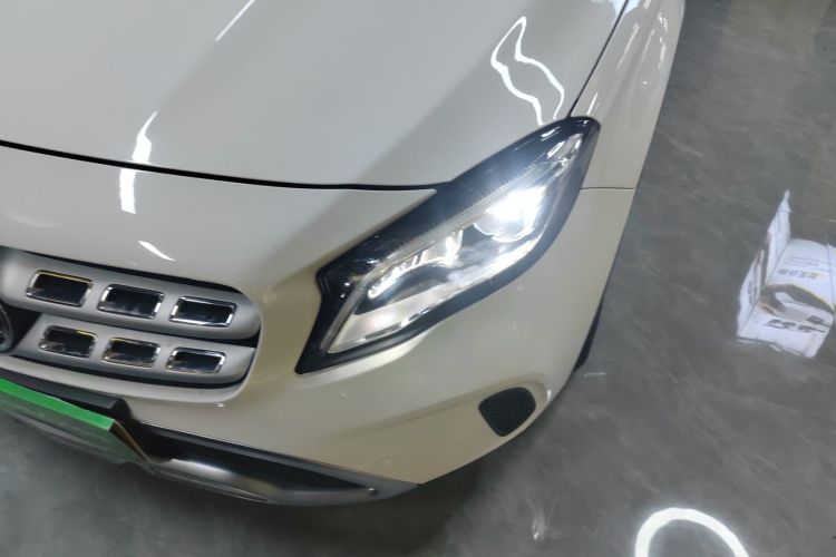 奔驰GLA 2018款 GLA 200 时尚型局部细节36