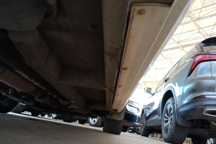 江汽集团 瑞风R3 2019款 1.5T 劲风型 7座局部细节9001