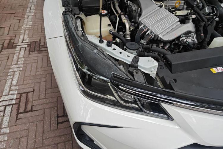 丰田 卡罗拉 2019款 1.2T S-CVT GL先锋版车身外观8