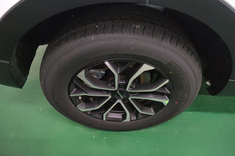 哈弗H6 2025款 1.5T 国潮都市版车身外观6008