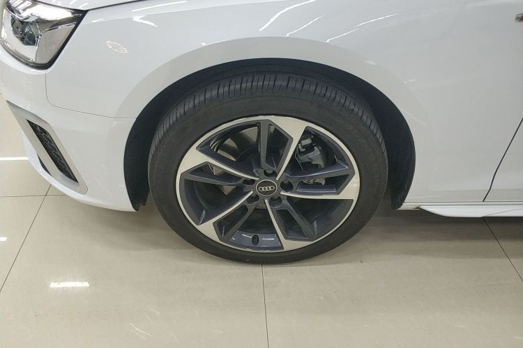奥迪A4L 2024款 40 TFSI 时尚动感型车身外观6007