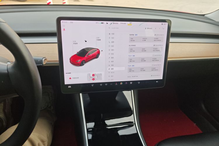 特斯拉 Model 3 2019款 标准续航后驱升级版中控内饰16