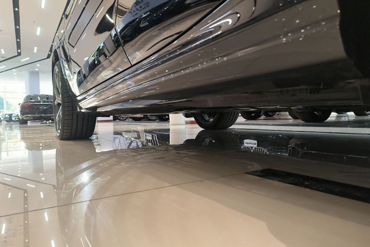 宝马X6 2023款 xDrive40i 尊享型 M运动套装局部细节9002