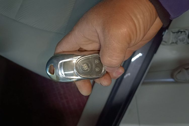 别克GL8 2023款 陆上公务舱 舒适型中控内饰7001