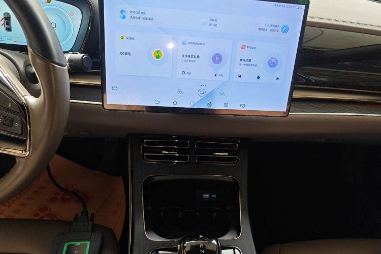 比亚迪 汉 2023款 DM-i 冠军版 121KM 尊享型中控内饰16
