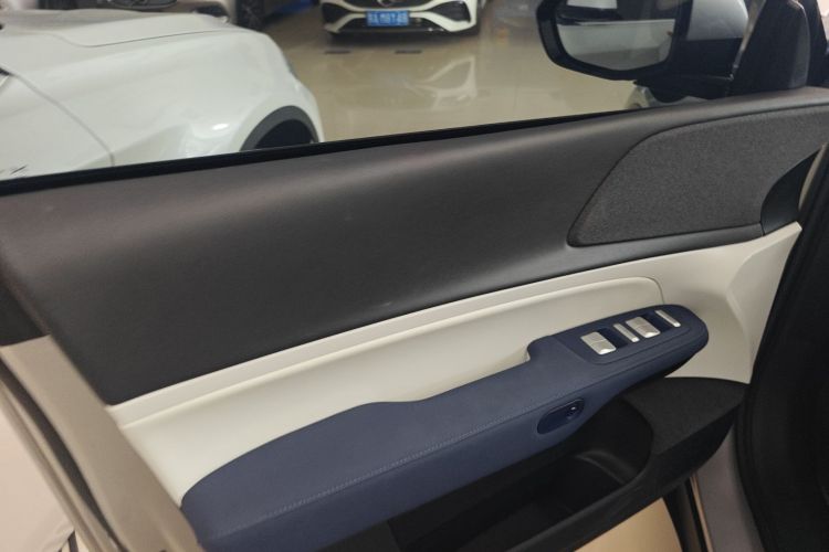 小鹏G6 2023款 580 长续航 Pro中控内饰47