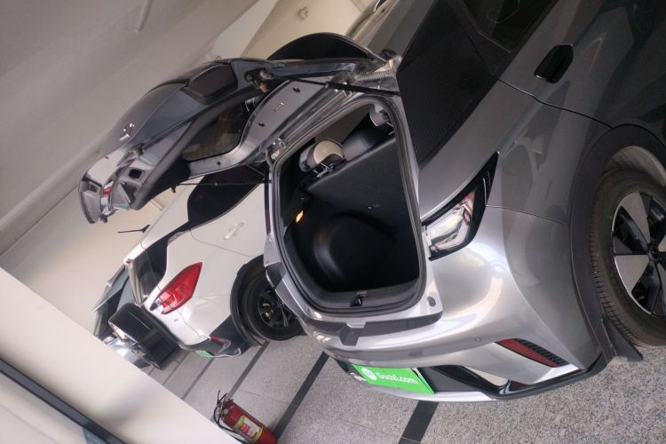 比亚迪 海豚 2023款 420km 自由版机舱底盘23