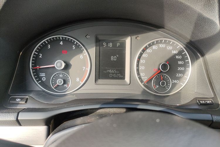 大众 速腾 2011款 1.6L 自动舒适型中控内饰14