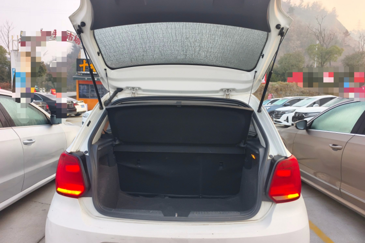 大众 Polo 2016款 1.4L 手动风尚型局部细节23