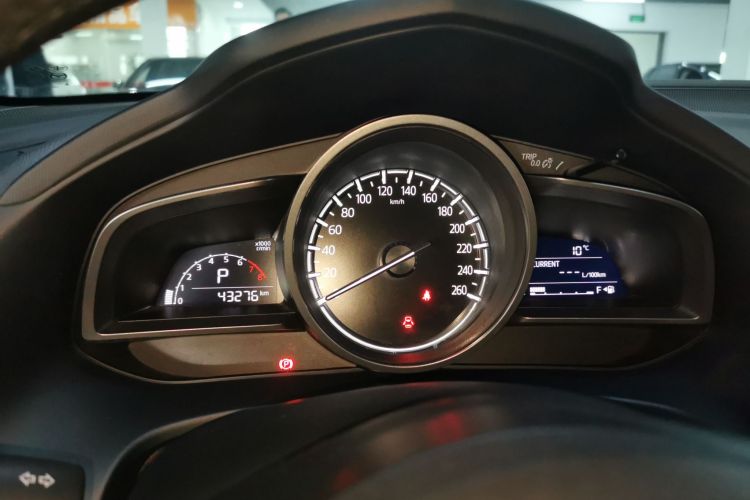 马自达CX-4 2021款 2.0L 自动两驱蓝天品位版中控内饰14