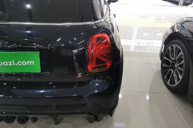 MINI 2022款 2.0T COOPER S 赛车手车身外观6006