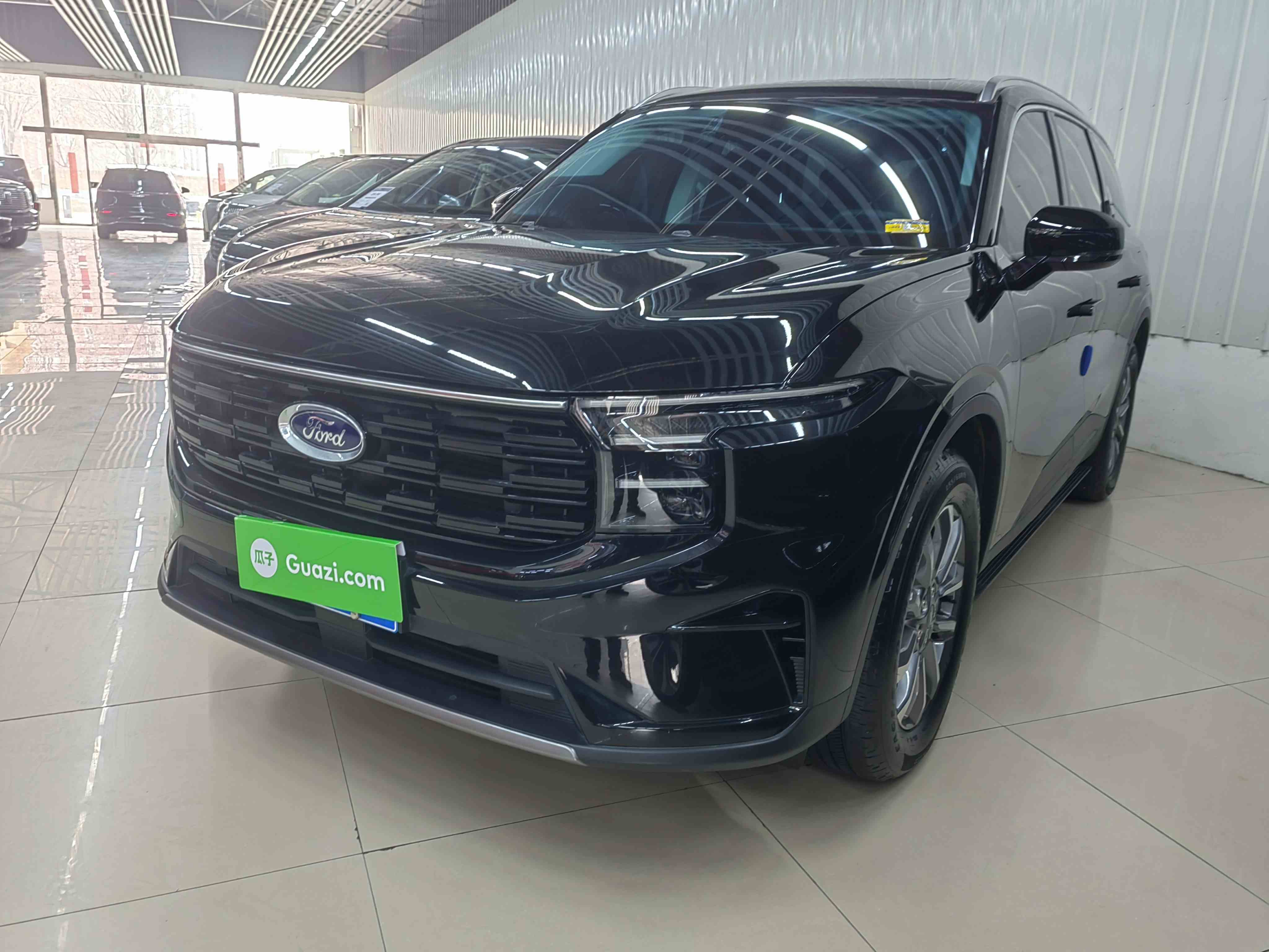 福特 2025款 锐界L 2.0T EcoBoost 两驱七座时尚型(2)