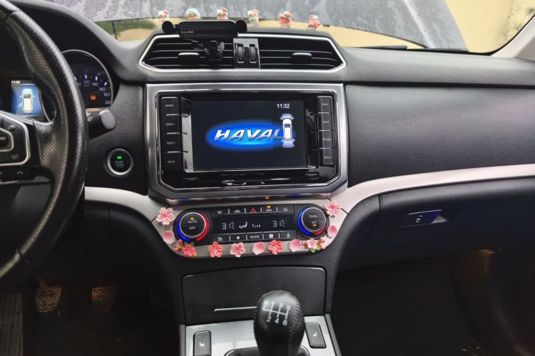 哈弗H6 Coupe 2015款 蓝标 2.0T 手动两驱精英型中控内饰16