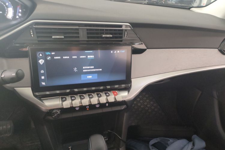 标致408 2022款 1.6T 追光版中控内饰16