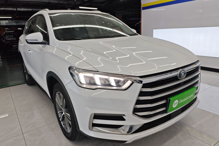 比亚迪 宋Pro 2019款 1.5T 自动精英型车身外观3