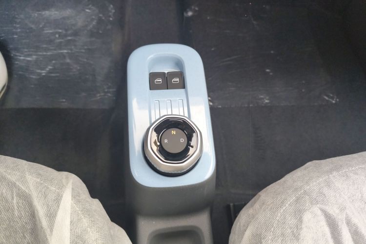 吉利银河 2024款 熊猫mini 200km 耐力熊局部细节18