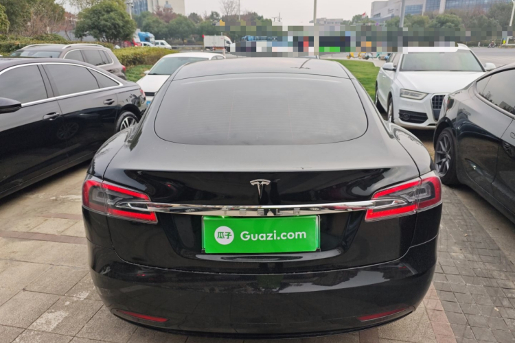 特斯拉 2017款 Model S 75D 标准续航版车身外观6