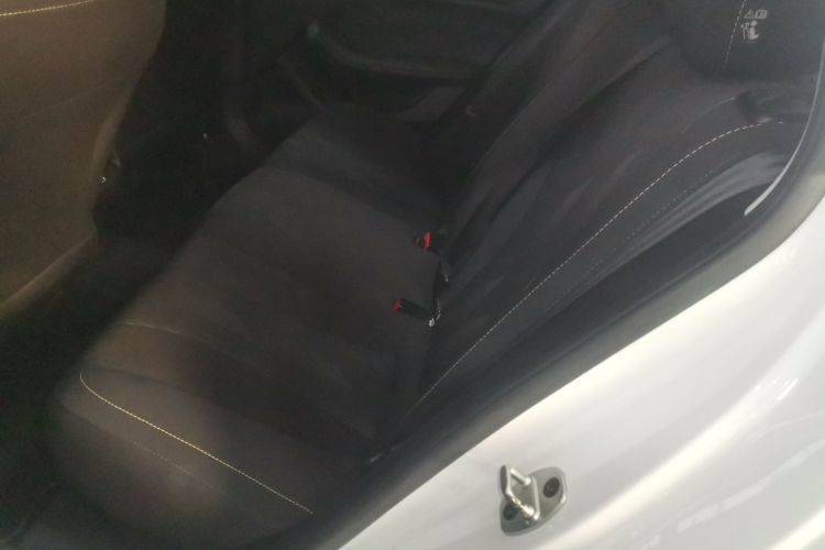 荣威i5 2021款 1.5L CVT铂金版中控内饰7004